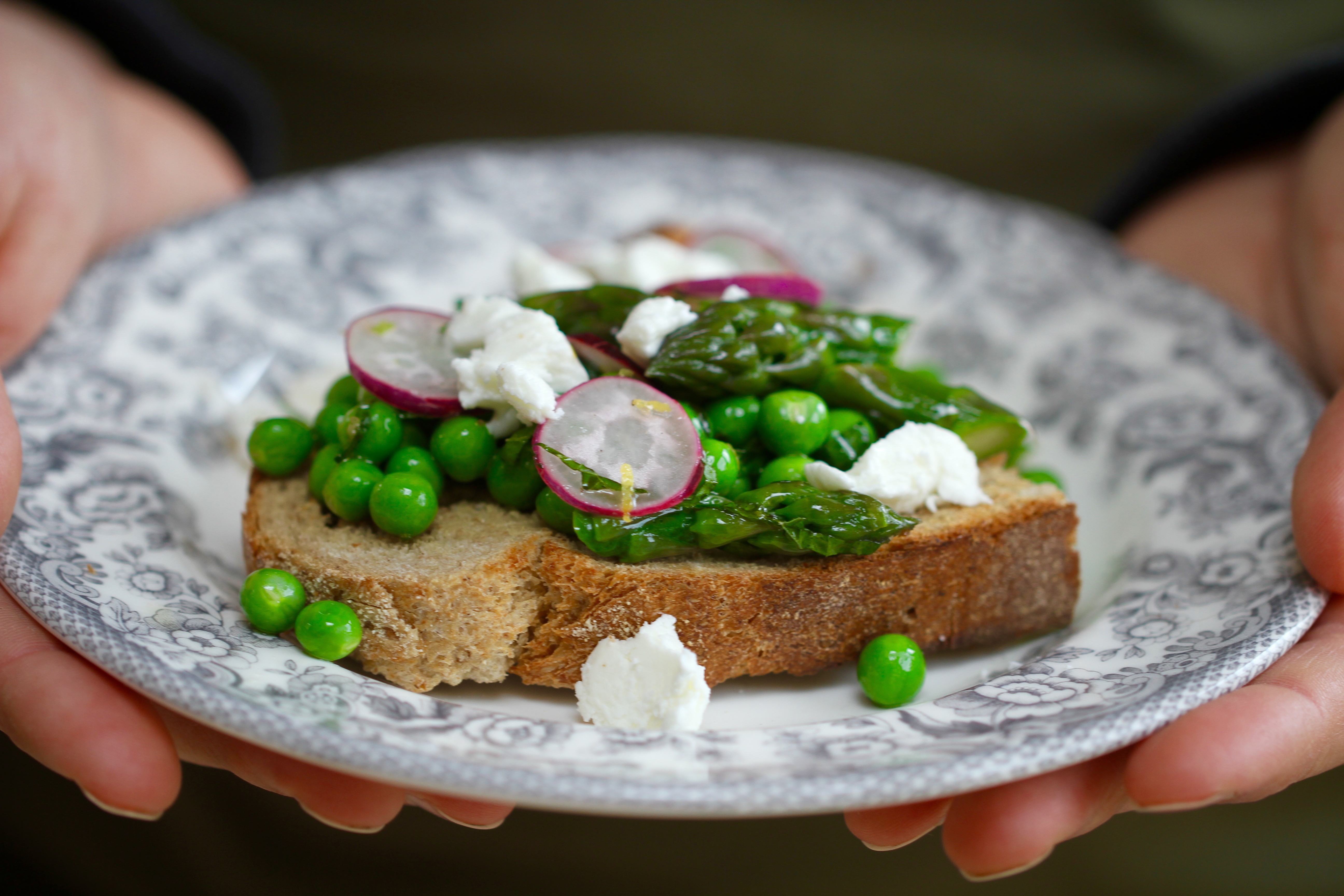 Garden Pea & Asparagus Bruschetta